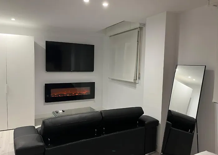 H. Pelayo Autocheck-in Con Jacuzzi